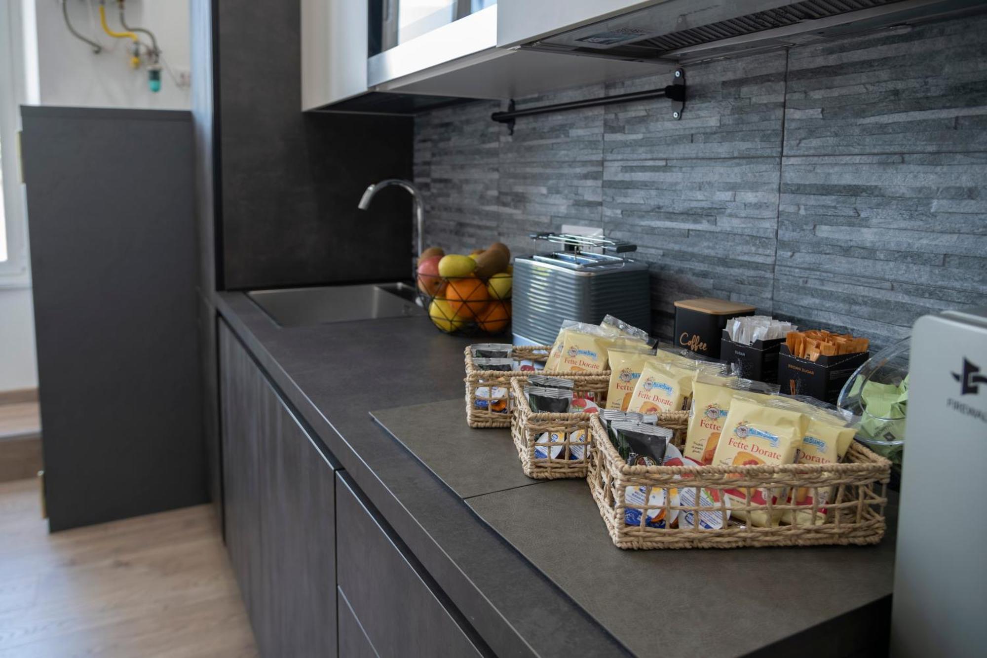 Trastevere New Luxury Rooms Ρώμη Εξωτερικό φωτογραφία